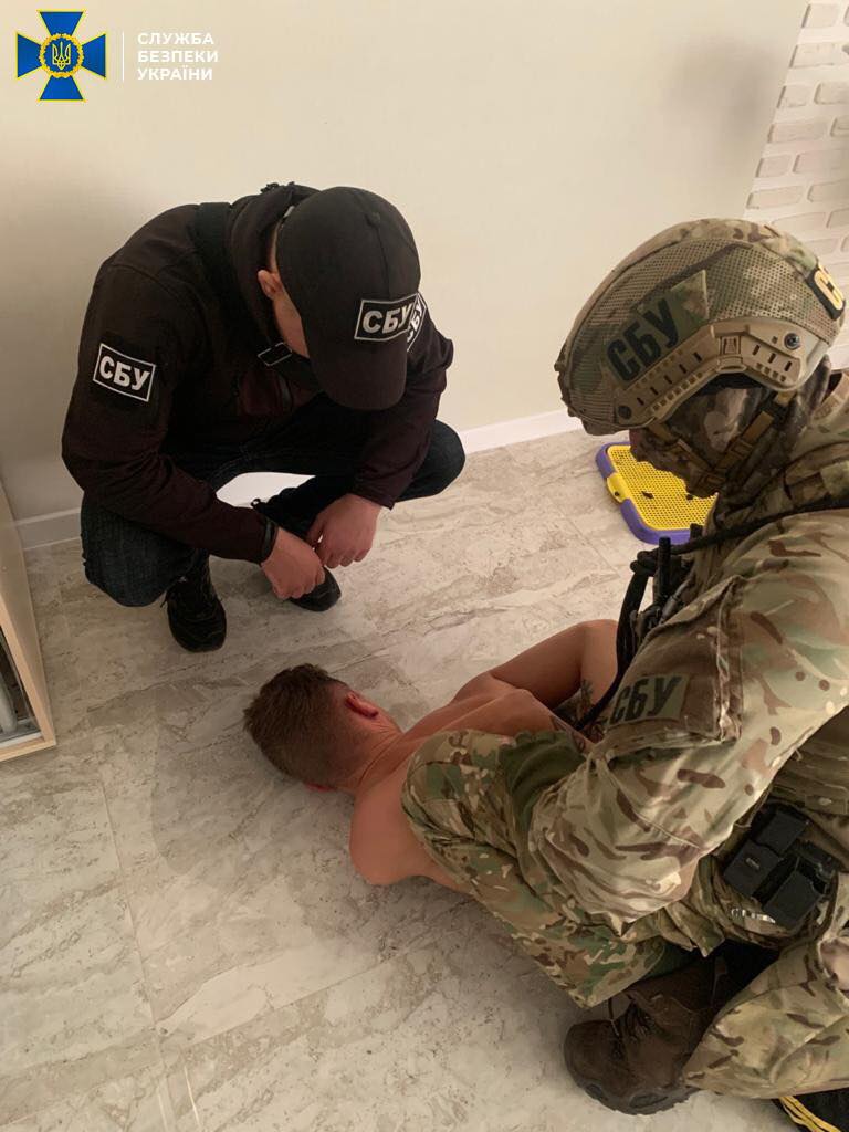 СБУ в Одесской области задержала банду наркодилеров, сбывающих психотропы через интернет