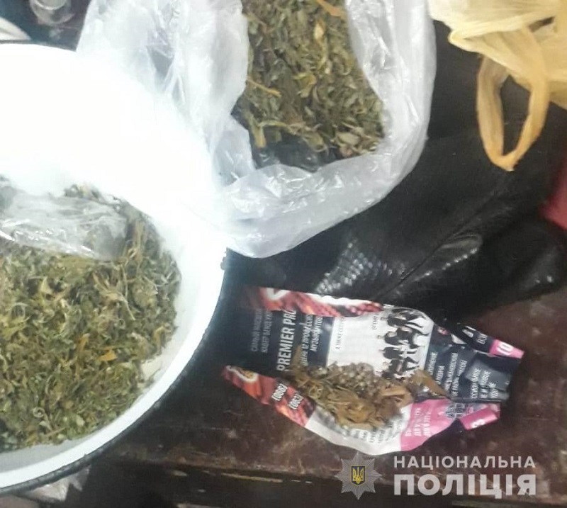 У жителя Белгород-Днестровского района изъяли около 3 кг каннабиса.
