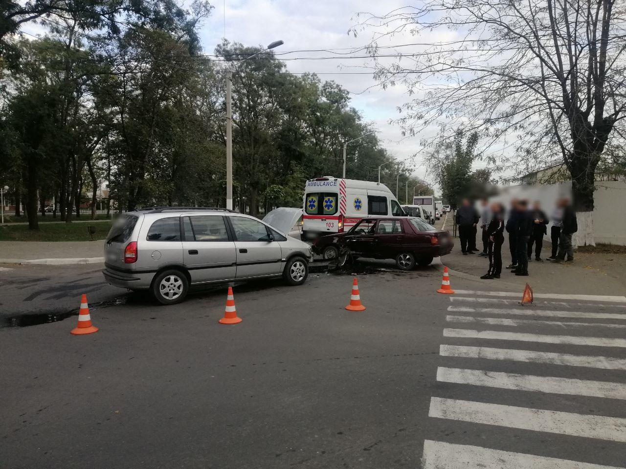 Очередное ДТП в центре Измаила: двое человек в больнице