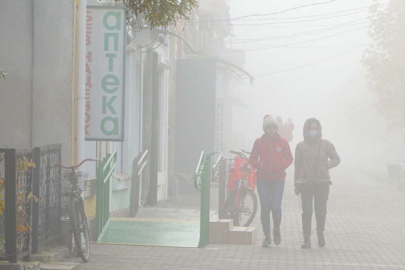 Красивый густой туман накрыл утреннюю Килию (фоторепортаж)