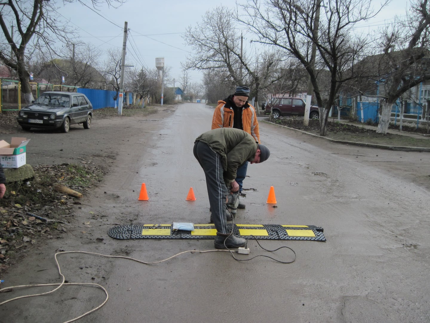 В Татарбунарах опасные участки дорог возле школ обеспечили "лежачими полицейскими"