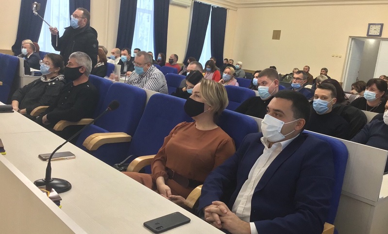 Тихо и мирно: депутаты Аккермана провели сессию городского совета, проголосовав практически единогласно все вопросы повестки