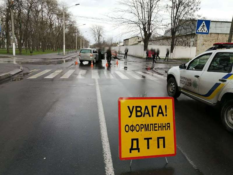 В Измаиле перекресток возле тюрьмы не поделили два автомобиля: пострадала женщина-пассажир