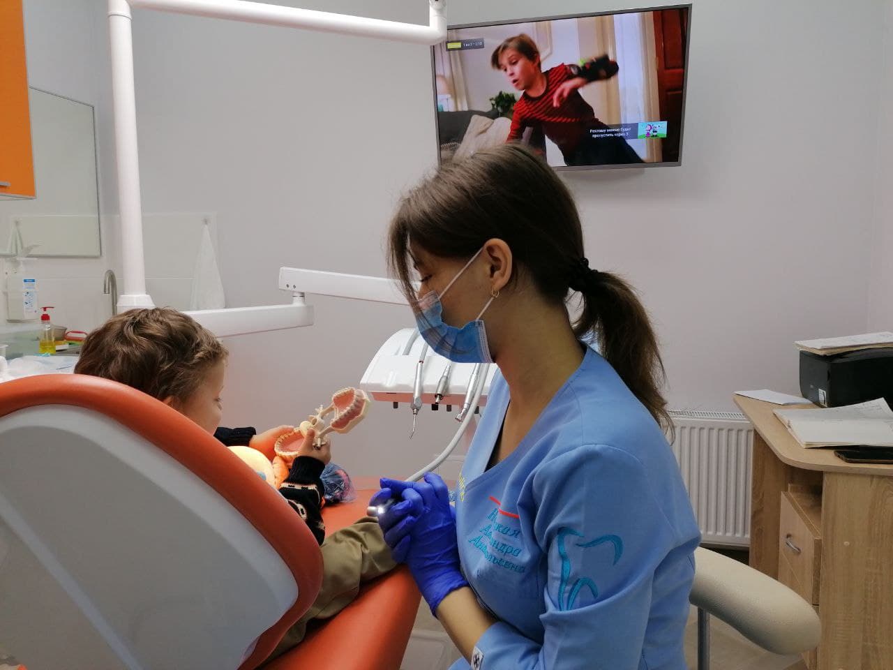 В Измаиле стоматологическая клиника «Vitaline» взяла шефство над воспитанниками Дома малютки (партнерский материал)