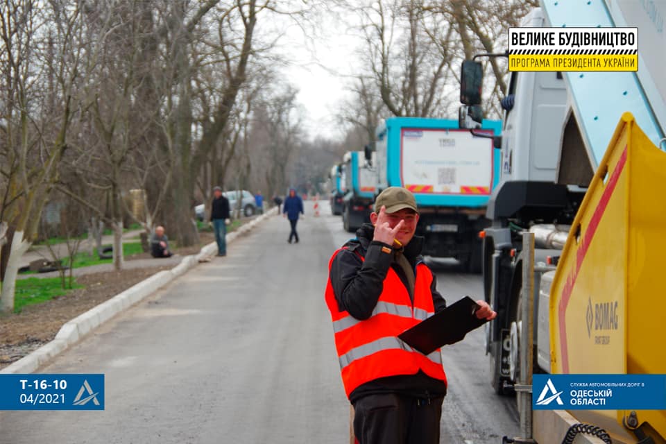 Облавтодор возобновил ремонтные работы на дорогах к курортам Белгород-Днестровского района