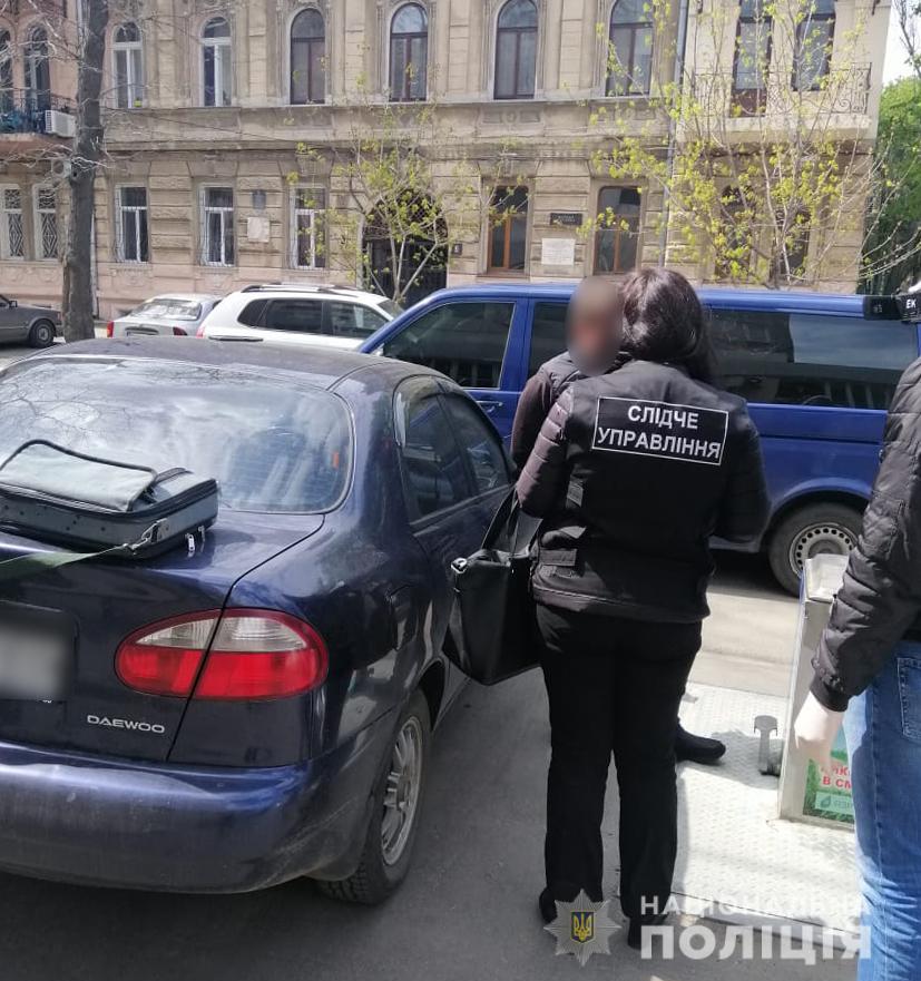 В Одесской области сотрудника Госпродпотребслужбы "взяли" на взятке в 800 долларов