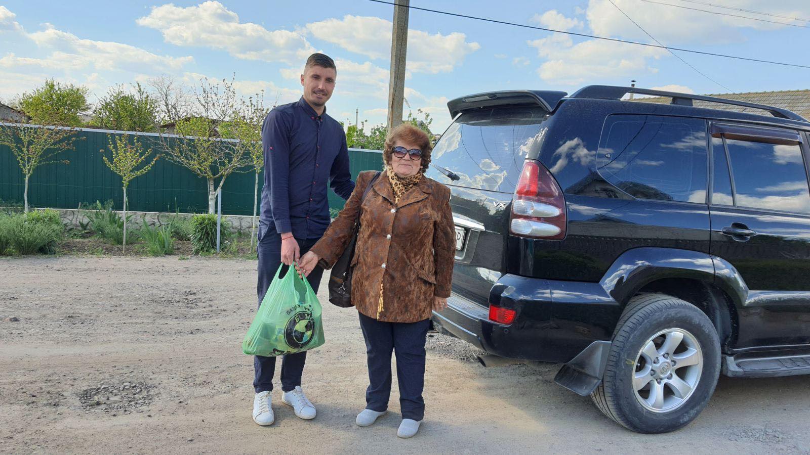 Почетный гражданин Килийской громады Марк Дубовой традиционно поздравил ветеранов и многодетных мам