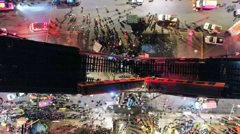 В Мехико обрушился мост, по которому следовал поезд метро: 15 погибших и десятки травмированных