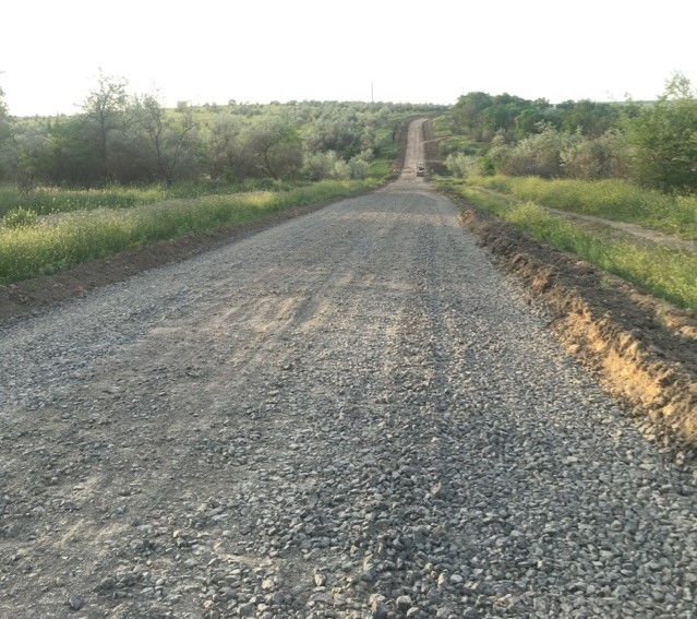 От Островного до трассы М-15: как проходит ремонт "аварийной" дороги местного значения в Измаильском районе