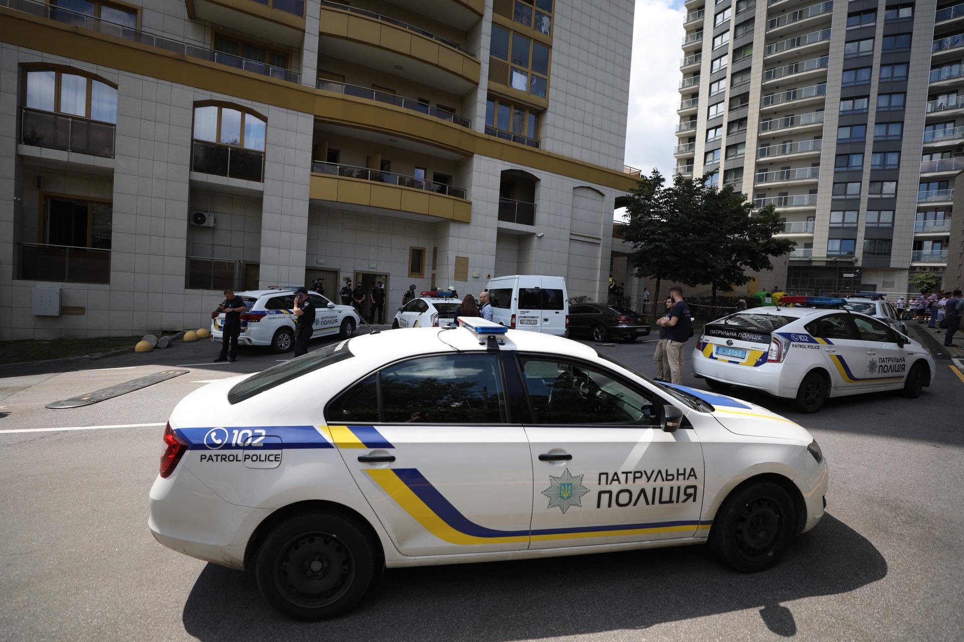 В Киеве произошла стрельба, ранен полицейский: введена спецоперация "Гром". Стрелка задержали (обновлено)