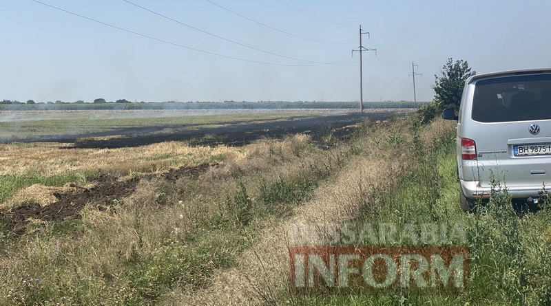 На дороге Спасское-Вилково из-за пожара на поле произошло ДТП с участием четырех автомобилей