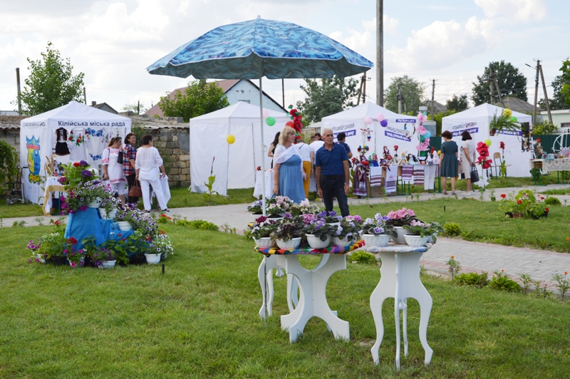 Бессарабская "клубничная столица" Украины отгуляла 126-й День рождения