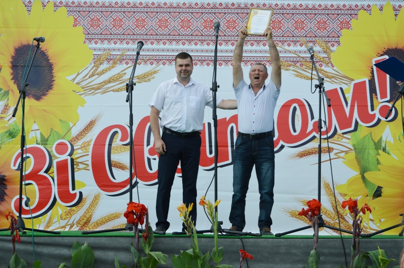 Бессарабская "клубничная столица" Украины отгуляла 126-й День рождения