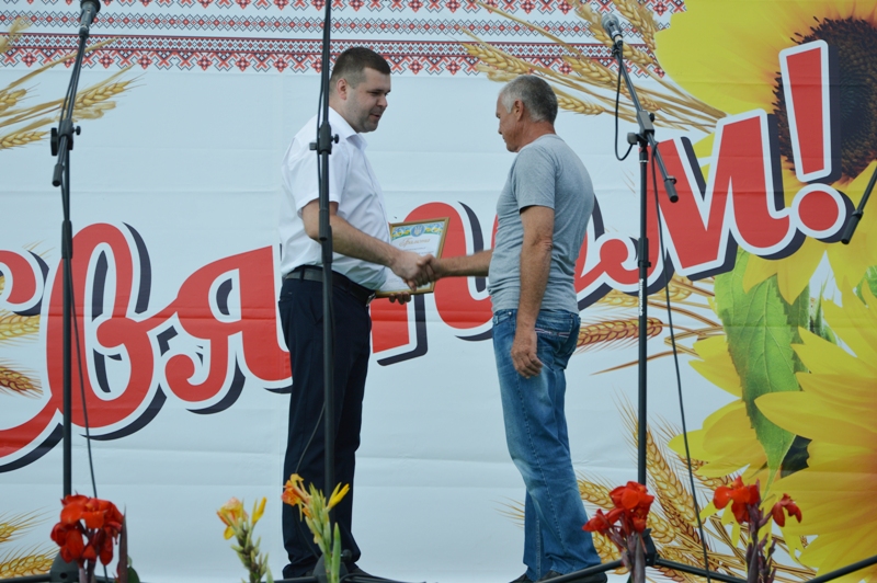 Бессарабская "клубничная столица" Украины отгуляла 126-й День рождения