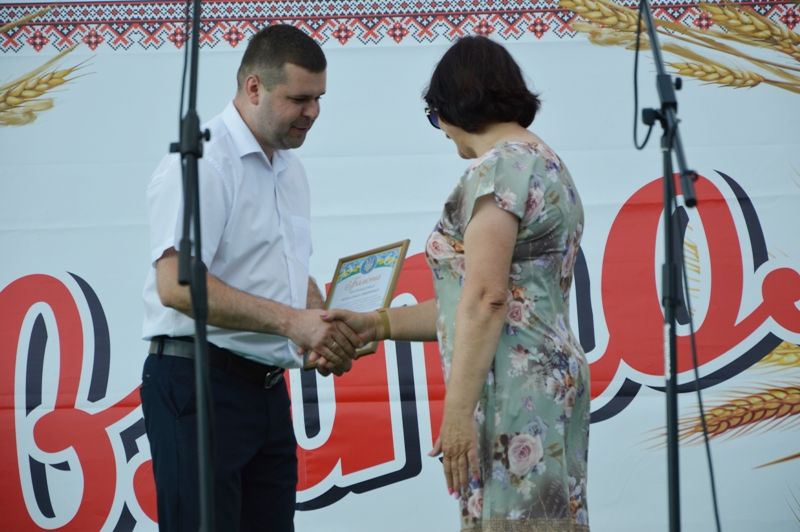 Бессарабская "клубничная столица" Украины отгуляла 126-й День рождения