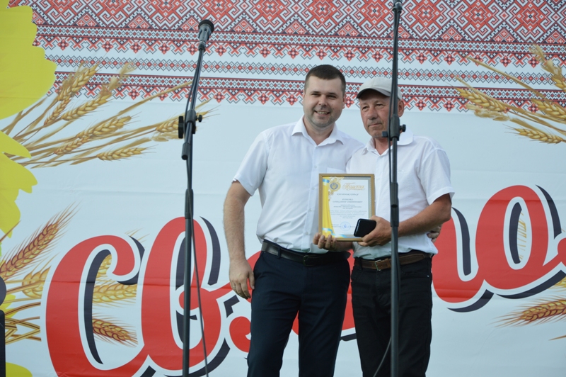 Бессарабская "клубничная столица" Украины отгуляла 126-й День рождения