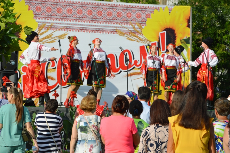 Бессарабская "клубничная столица" Украины отгуляла 126-й День рождения