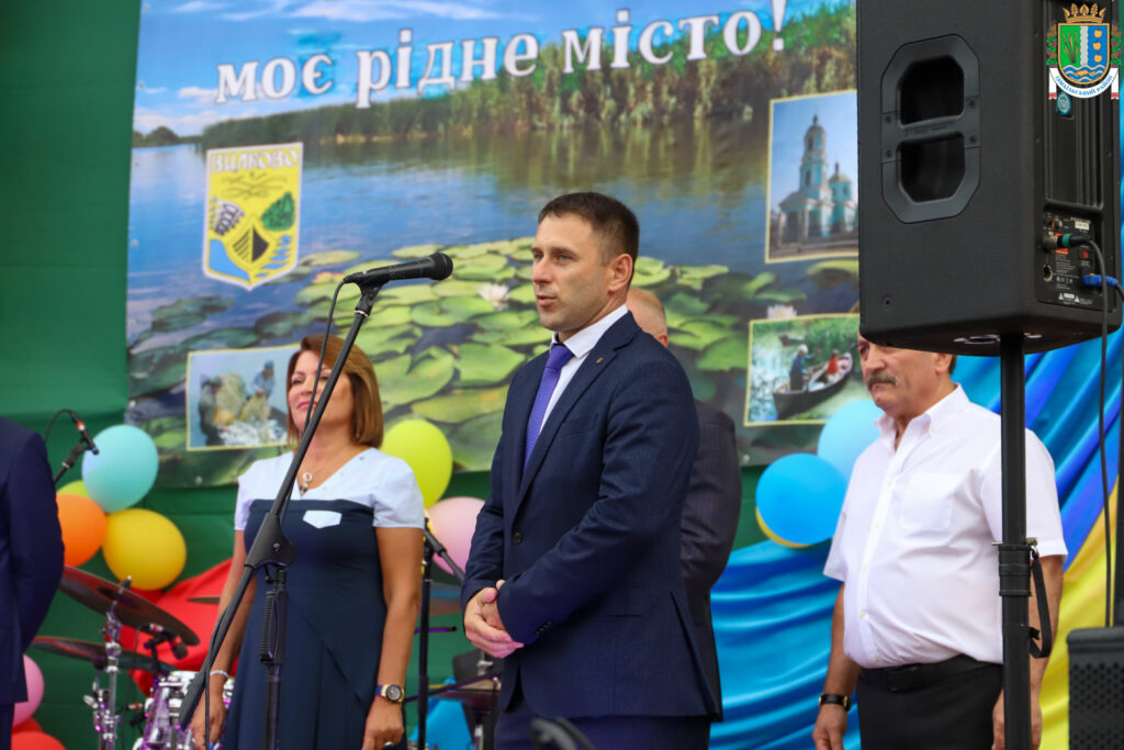 Глава Одесской ОГА на праздновании 275-летия Вилково пообещал отремонтировать дорогу и привлечь в город в "Большое строительство"