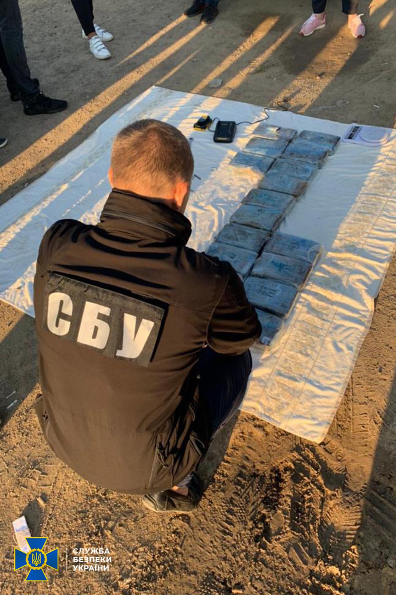 В Одессе задержали членов всемирной преступной организации «Ндрангета» - из Латинской Америки в Евросоюз переправляли кокаин через Украину