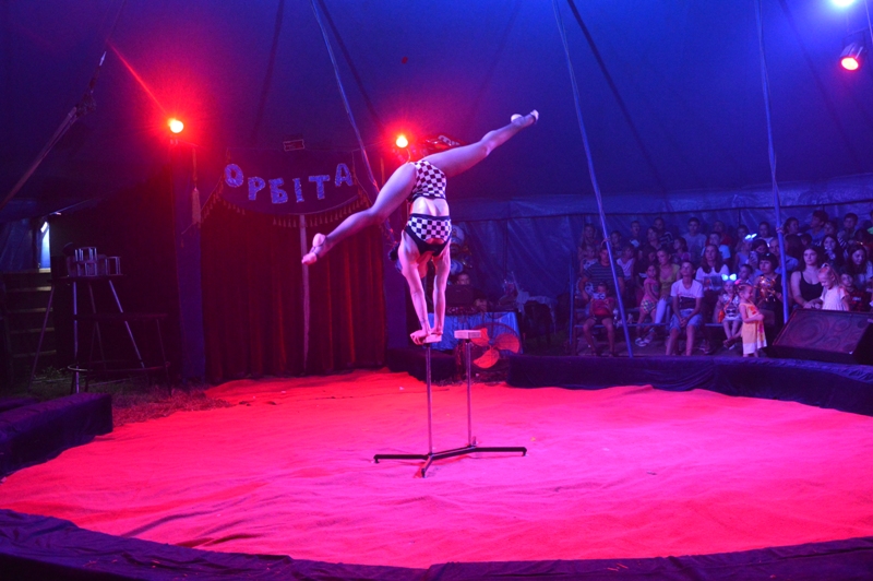За кулисами цирка: "БИ" побывала в гостях у артистов шапито, месяц гастролировавшего в Бессарабии