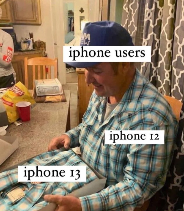В соцсетях высмеяли новый iPhone 13: подборка самых ярких шуток и мемов