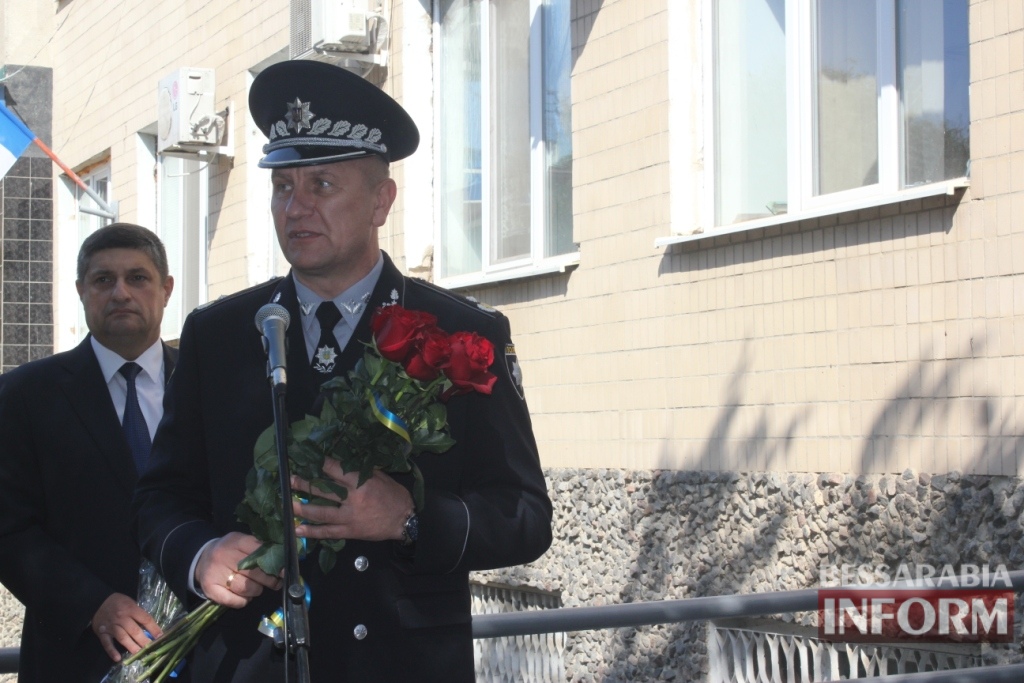 В Измаиле открыли мемориальную доску легенде городского уголовного розыска Анатолию Алову