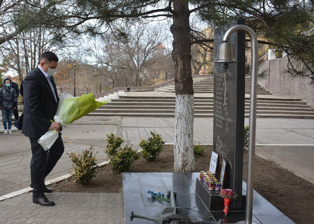 УДП в Измаиле почтило память погибших в 1976 году на теплоходе "Речица"