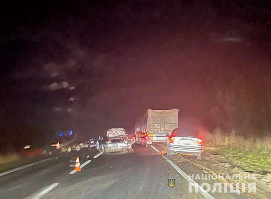 На трассе Одесса-Рены возле Маяк в лобовом столкновении Hyundai и Daewoo пострадали два человека