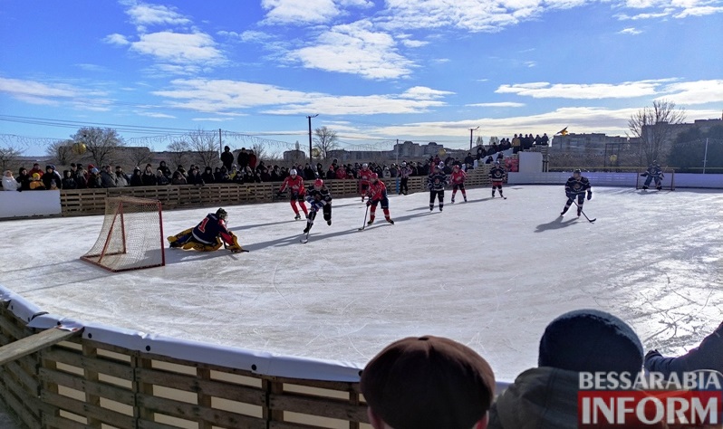 Аккерманцы в зрелищном хоккейном матче вырвали победу у гостей-измаильчан (фоторепортаж)