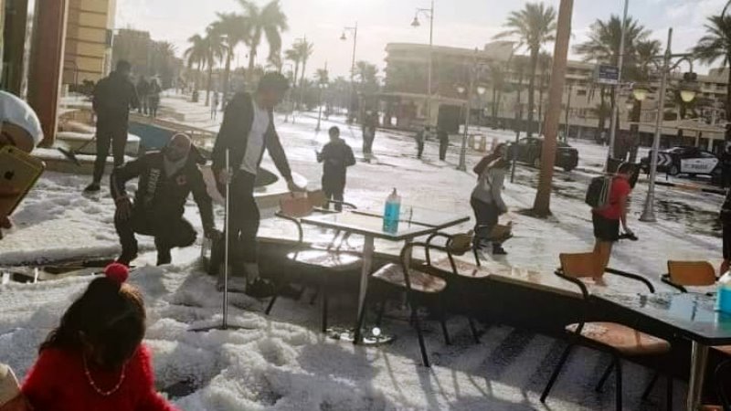На популярном среди украинцев курорте в Египте выпал снег