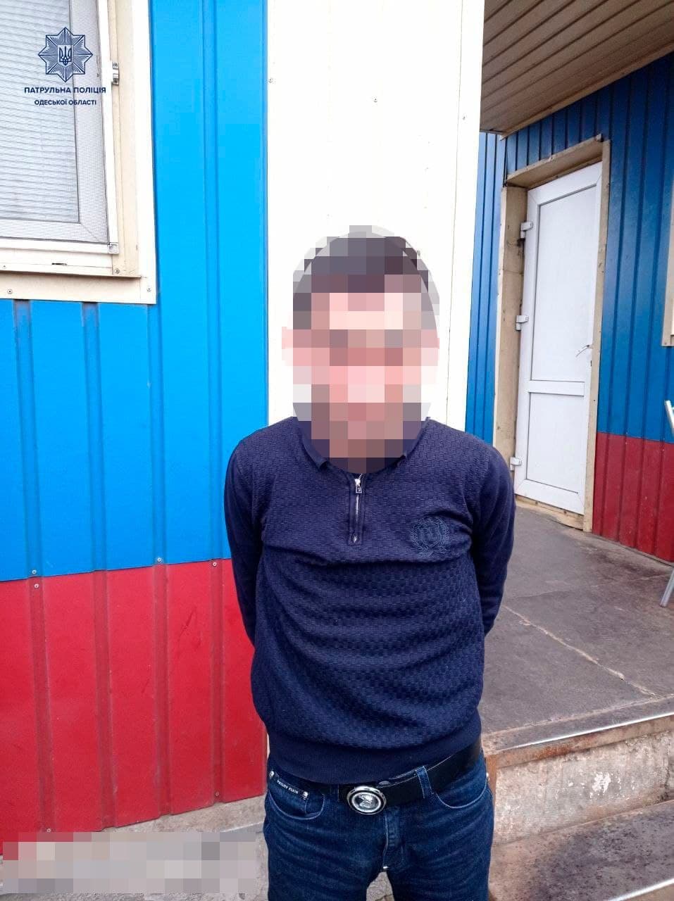 Житель Белгорода-Днестровского избил знакомого и угнал его машину. Авто нашли на трассе "Одесса - Киев"