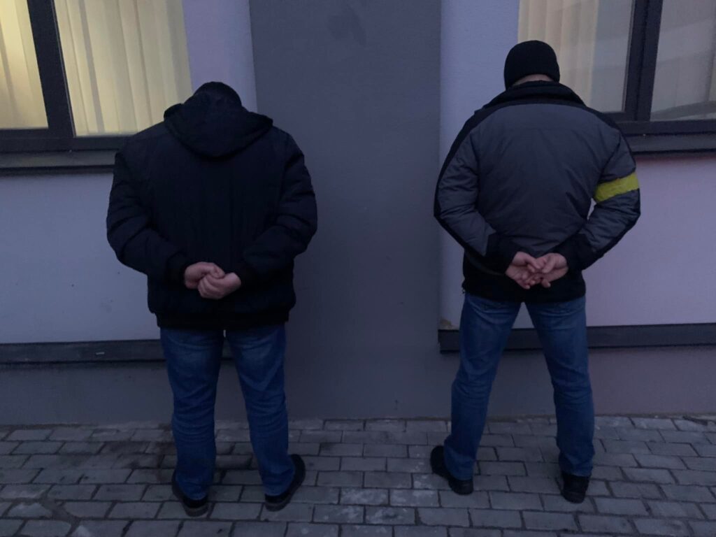 Нардепа Шуфрича задержали бойцы теробороны за попытку сфотографировать блокпост