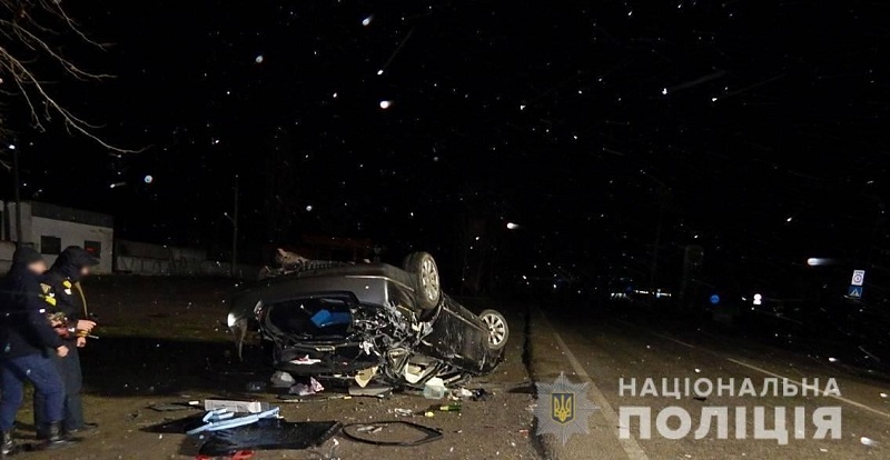 Водитель врезался в островок безопасности: в полиции рассказали подробности смертельной аварии на трассе Одесса-Рени