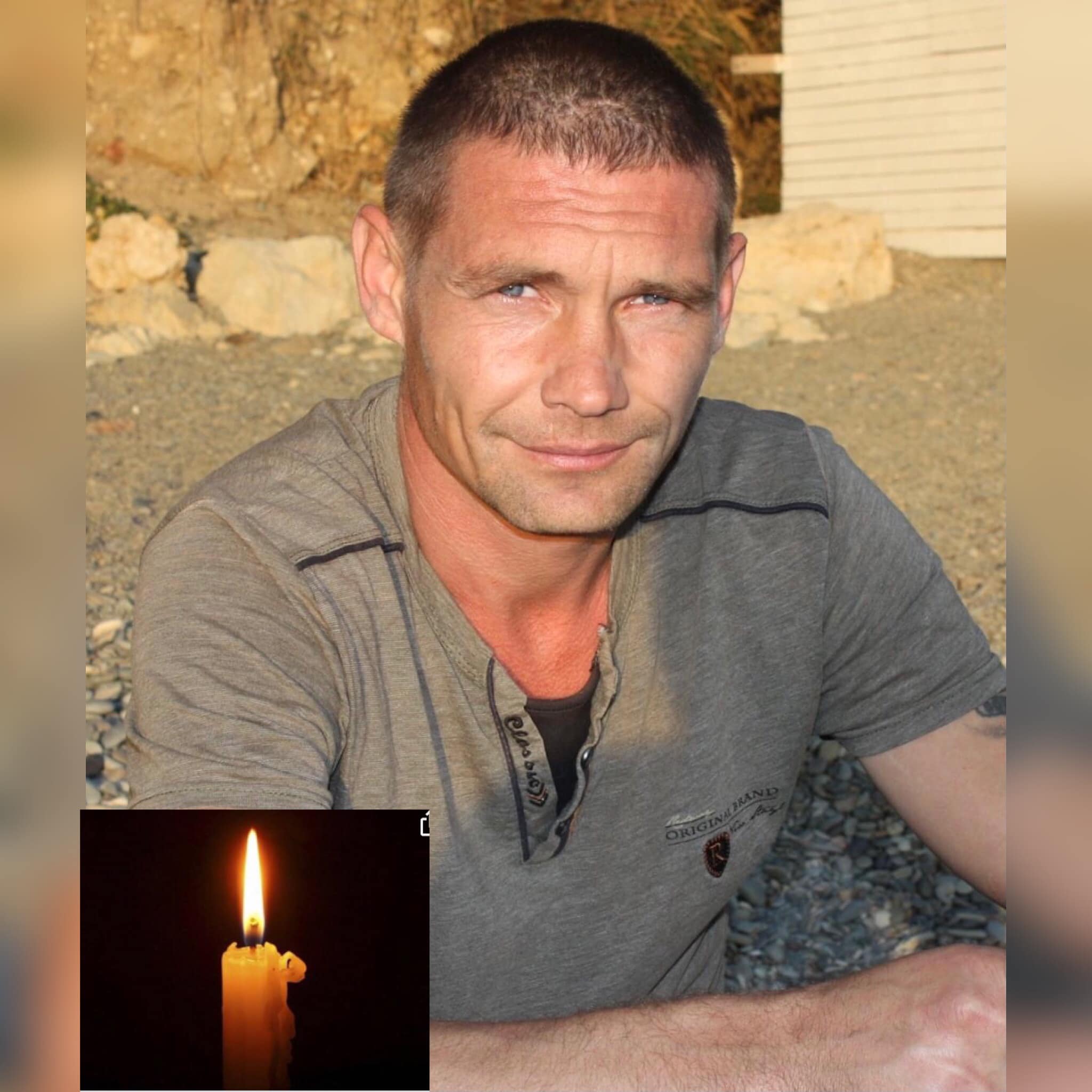 Жители Арциза на коленях встретили погибшего Защитника Украины