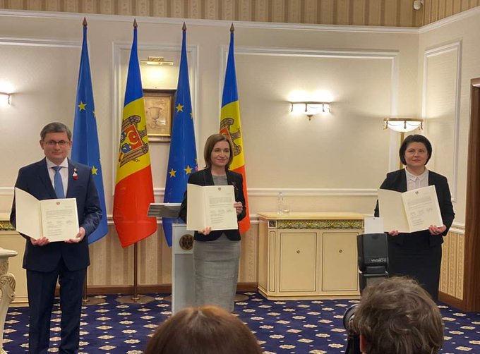 Молдова вслед за Украиной подает заявку на вступление в ЕС