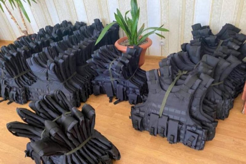 В Арцизе изготавливают бронежилеты для украинских защитников - 50 уже отправили на передовую