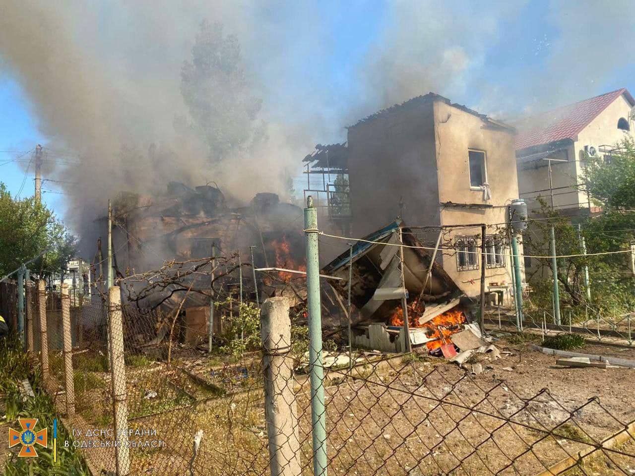 ГСЧС показала последствия утреннего ракетного удара по Одесской области