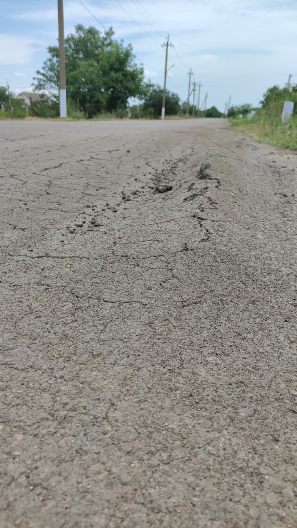 Килийский городской совет фиксирует факты повреждения дорог фурами и привлекает к ремонту заказывающие их компании
