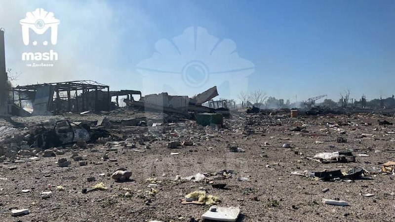 В сети появились фото последствий масштабного удара ВСУ по оккупантам в Новой Каховке