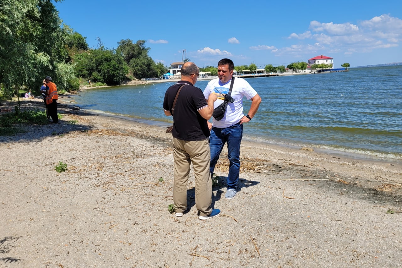У Білгороді-Дністровському провели рейд на узбережжі Дністровського лиману та нагадали про заборону купання