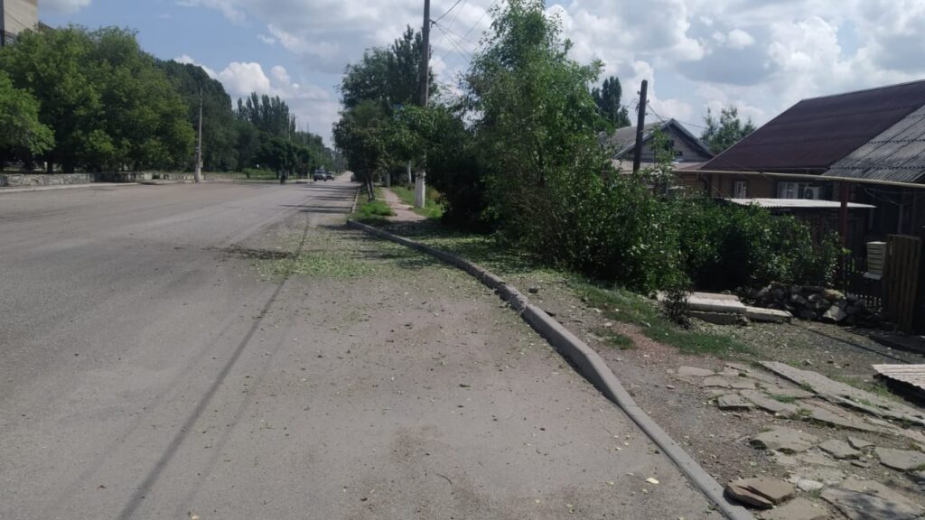 Войска России обстреляли остановку в Торецке: восемь погибших, среди раненых трое детей
