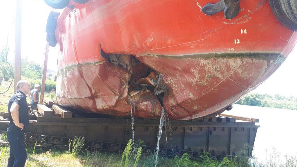 Гідрографічне судно "Шляховик", яке зазнало пошкоджень при зіткненні з міною у гирлі Дунаю, відремонтують на потужностях УДП