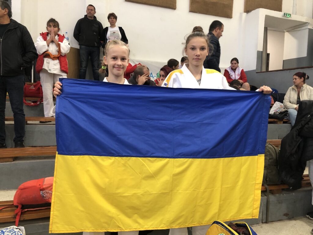 Діана, Адель та Руслана: троє дівчаток із Болградської громади представляють Україну на Міжнародному турнірі з дзюдо