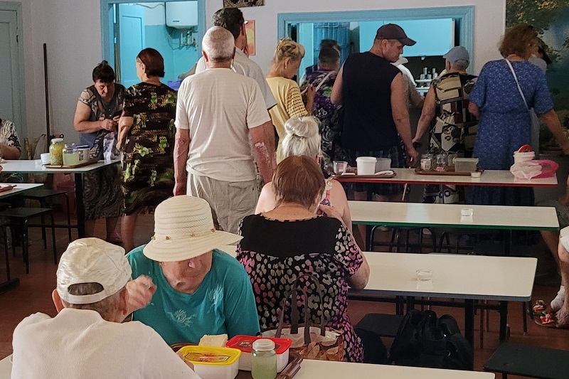 Дві сотні аккерманців, яким нема що їсти, щодня обідають за рахунок благодійників