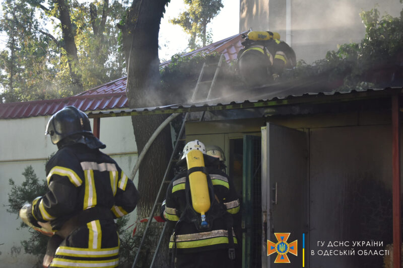 В Одессе произошел пожар на территории дома-интерната