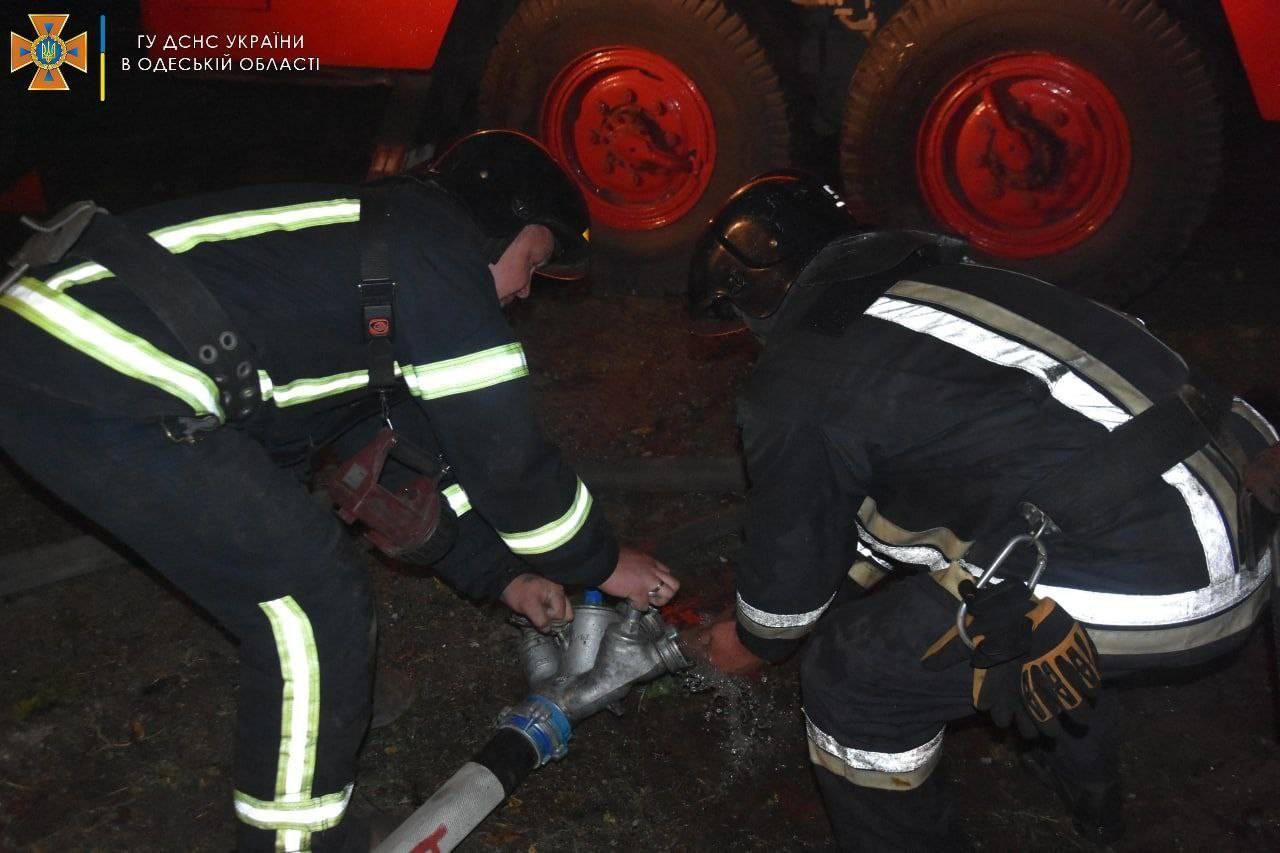 Жахлива пожежа в одеській багатоповерхівці забрала життя двох літніх людей