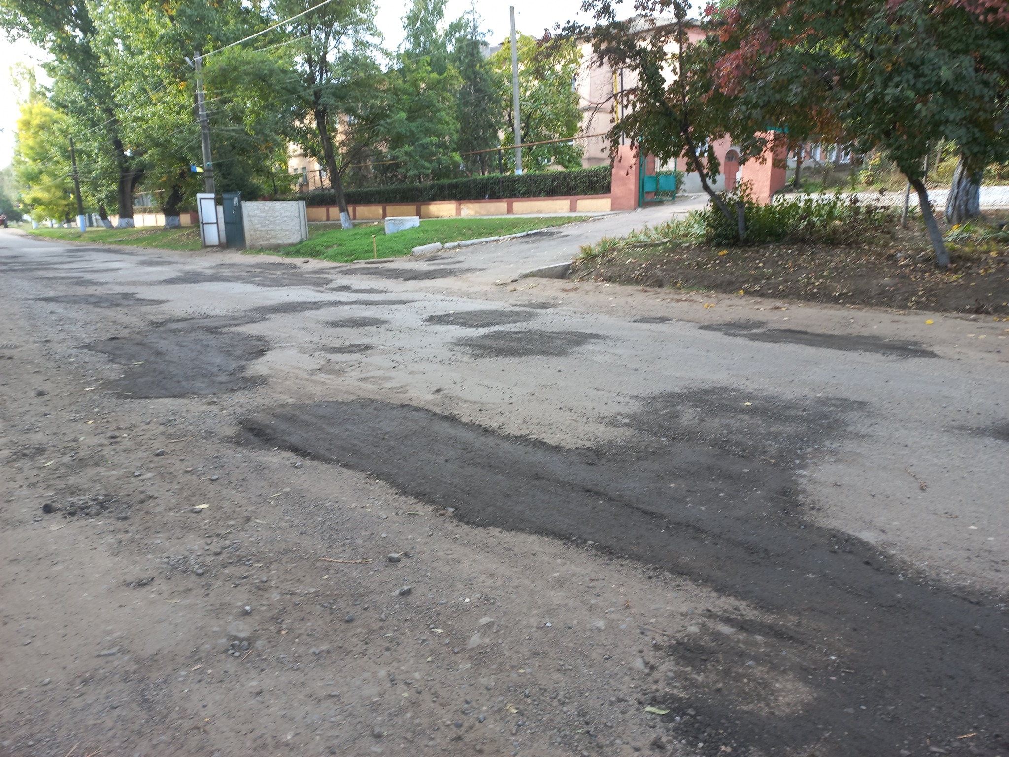 В Тарутинській громаді вдалося організувати ямковий ремонт доріг без виділення бюджетних коштів