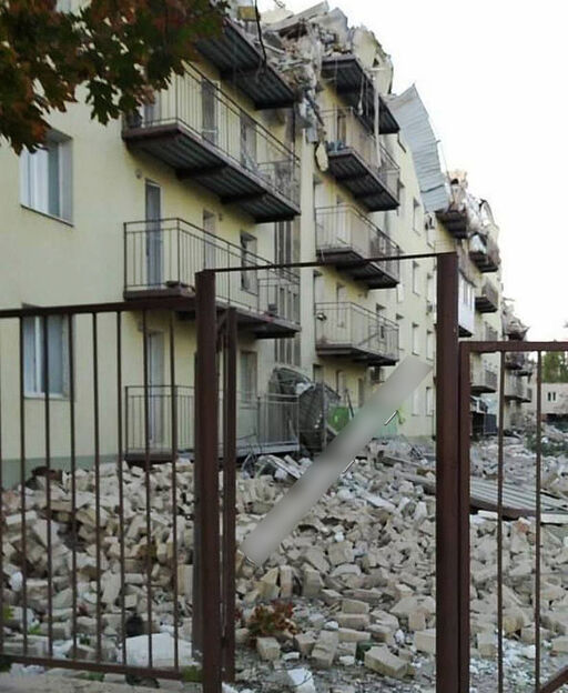 У Херсоні ЗСУ розтрощили будинок, де перебували близько 200 російських військових - ЗМІ