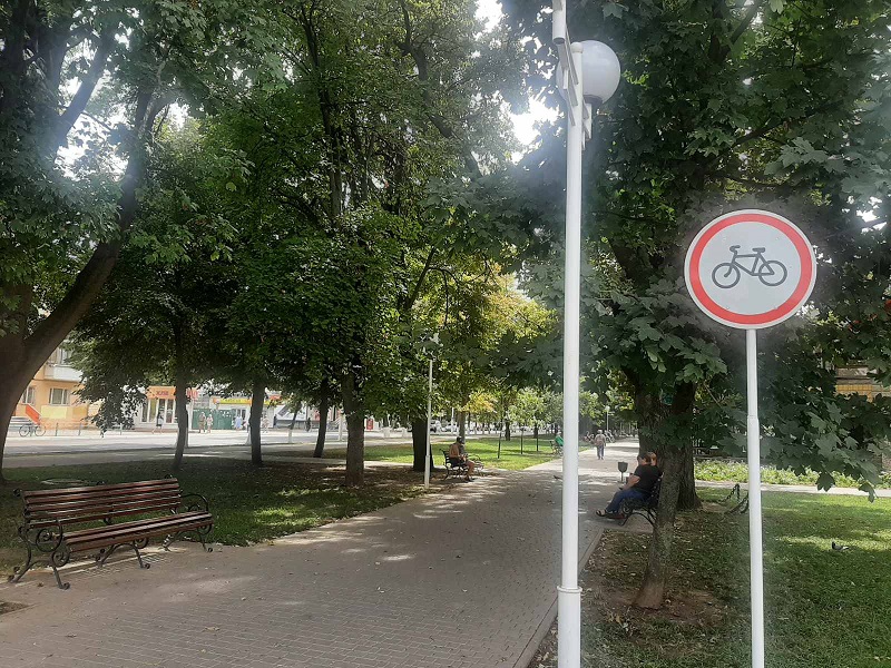 На части главного проспекта Измаила запретили движение велосипедистов (ФОТОФАКТ)