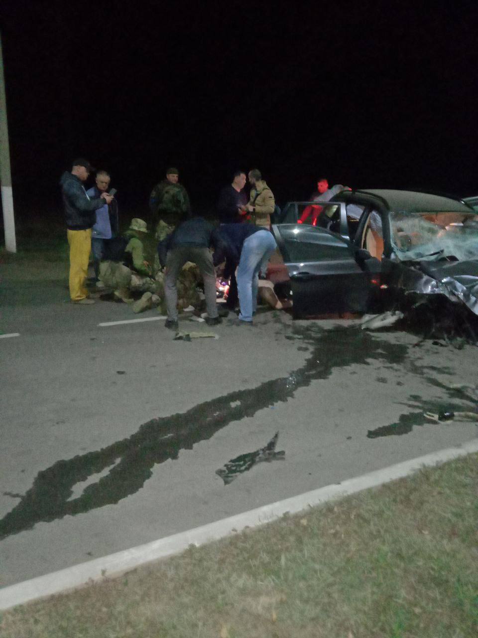 Першу допомогу постраждалому в ДТП на околицях Ізмаїлу водію BMW надали прикордонники, які несли службу неподалік